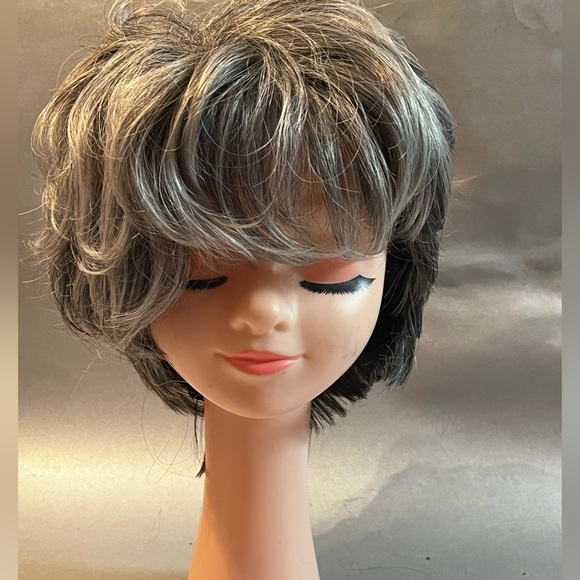 Short Wig Layered Curly Pixie Gray mixed Black color Wig - Picture 1 of 9